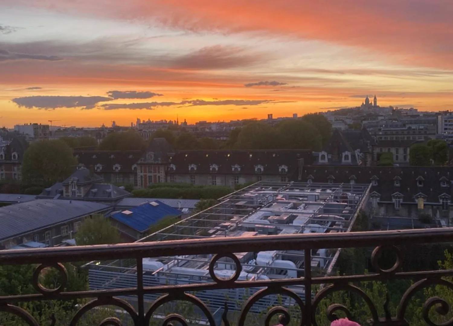 Chambre Avec Vue Montmartre & Tour Eiffel パリ